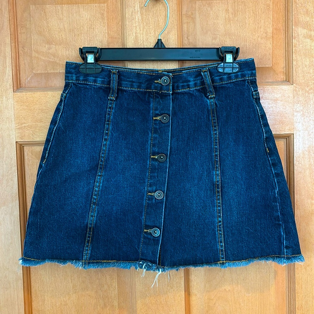 Forever 21 Buttoned Denim Mini Skirt - Size 26